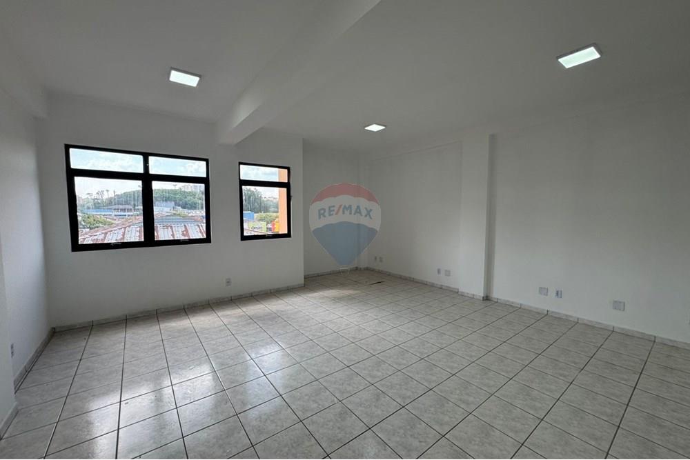 Cj. Comercial/ Sala - Alugar - Valinhos , São Paulo - WhatsApp Image 2025-10-16 at 14.55.37.jpeg - 691091011-98