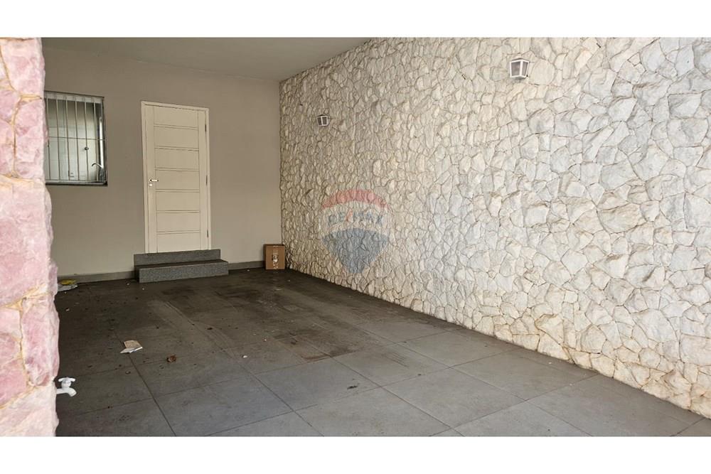 Casa - Venda - Bragança Paulista , São Paulo - WhatsApp Image 2025-07-16 at 14.07.04 (2).jpeg - Garagem - 690041019-102