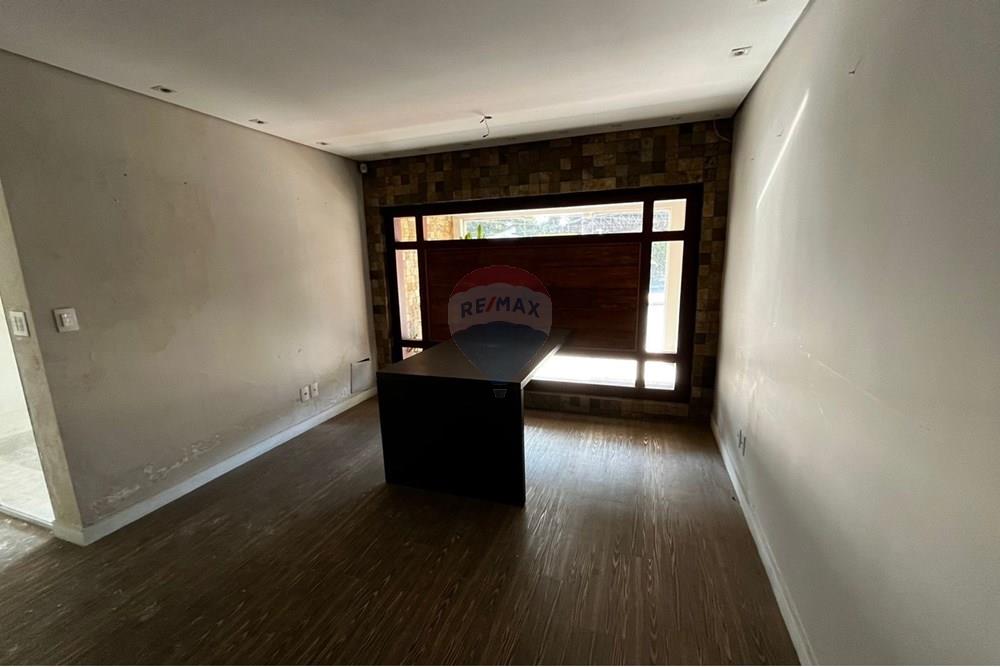 Casa Comercial - Alugar - Atibaia , São Paulo - WhatsApp Image 2025-11-27 at 10.45.48 (1).jpeg - Sala - 690471149-6