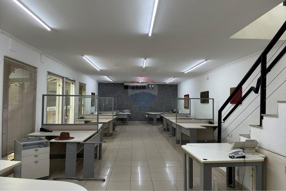 Casa Comercial - Alugar - Campinas , São Paulo - Sala térrea fundos (1).JPEG - Sala de trabalho - 690681196-2