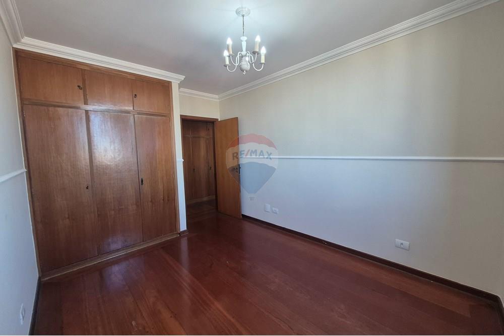 Apartamento à venda com 4 quartos, 221m² - Foto 56