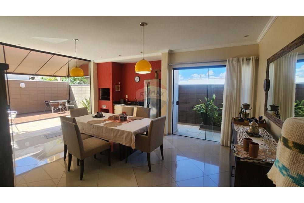 Casa de Condomínio - Venda - Paulínia , São Paulo - 1bb82ff4-dc56-4170-8fea-962326fd40ab.jpg - 690511152-31