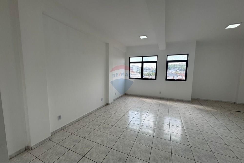 Cj. Comercial/ Sala - Alugar - Valinhos , São Paulo - WhatsApp Image 2025-10-16 at 14.55.37 (2).jpeg - 691091011-98