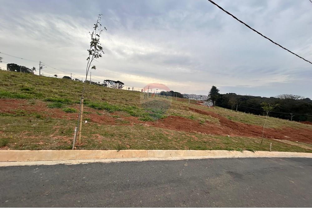 Terreno - Venda - Bragança Paulista , São Paulo - 0120.jpg - 690041085-74