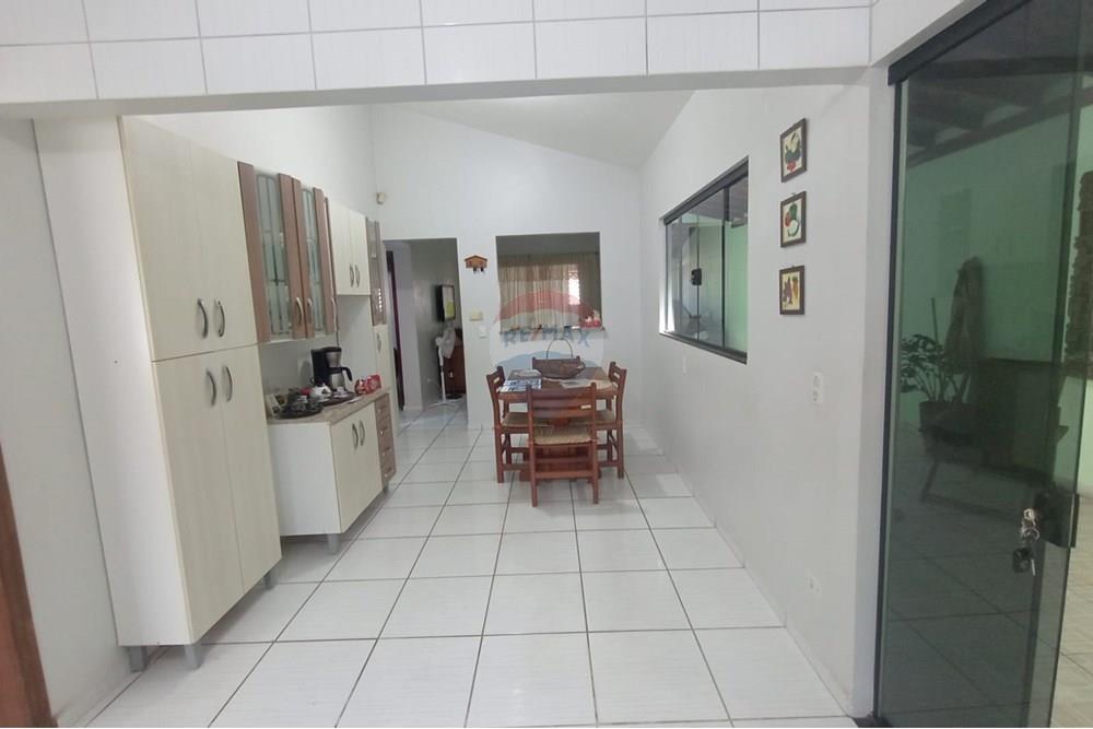 Casa à venda com 4 quartos, 199m² - Foto 26