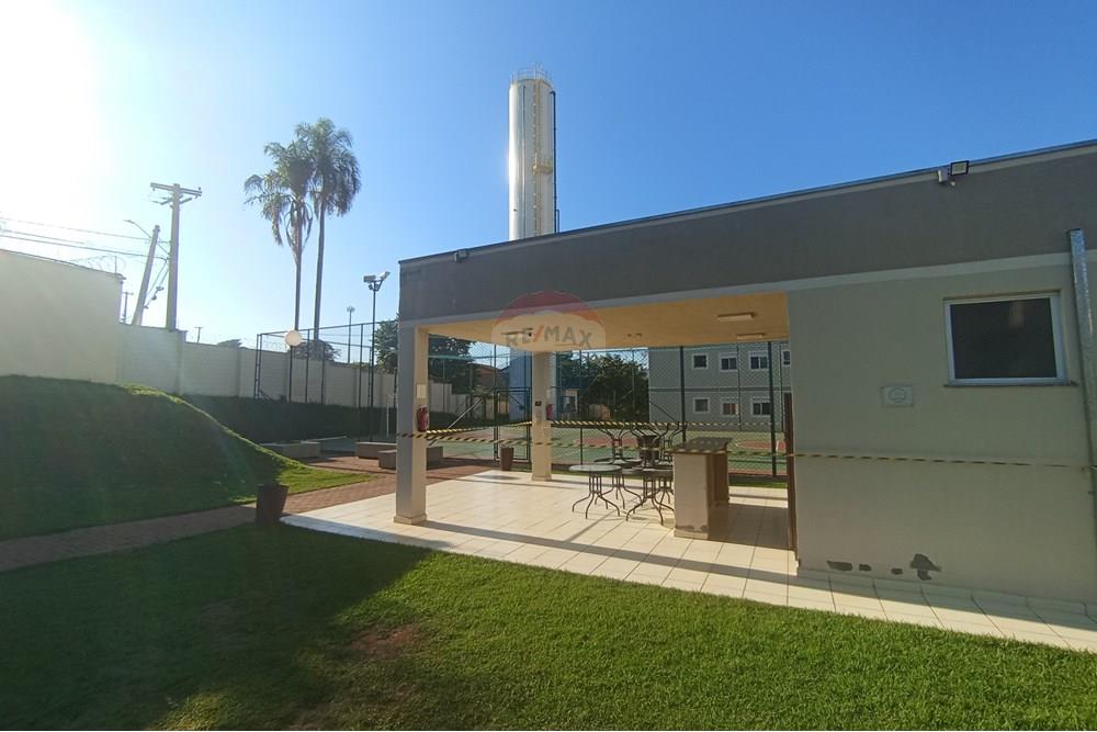 Apartamento à venda com 2 quartos, 44m² - Foto 2