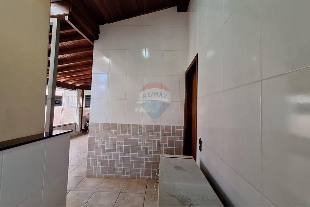 Casa à venda com 2 quartos, 144m² - Foto 21