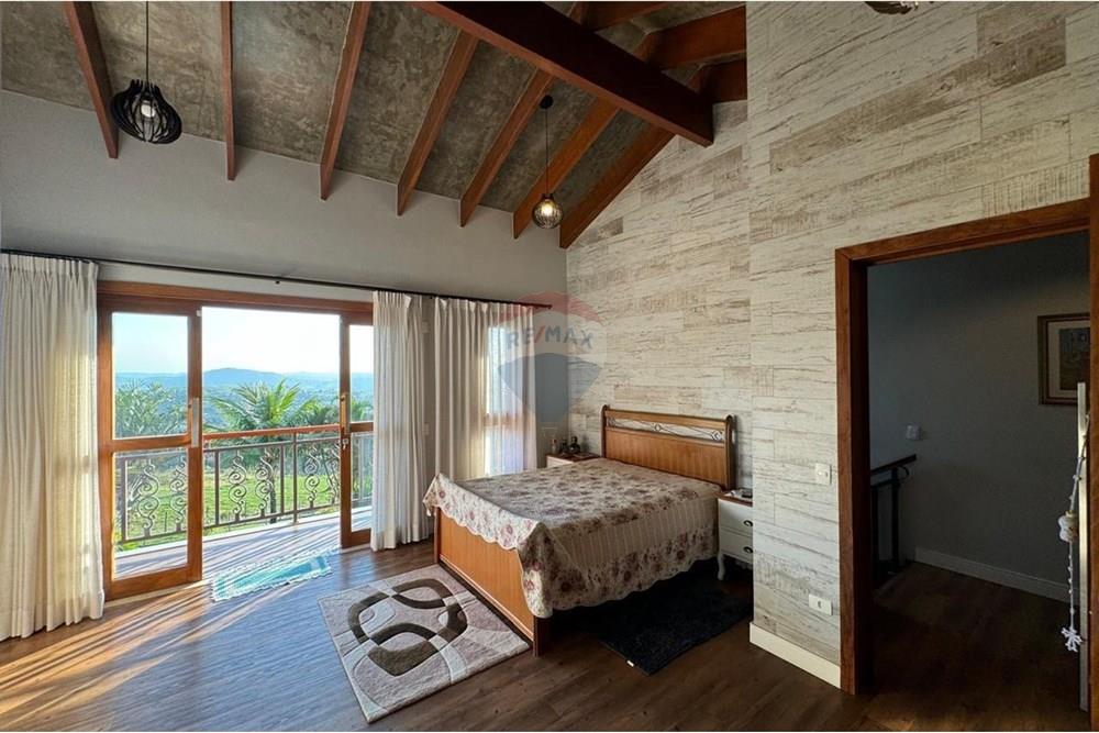 Chácara / Sítio / Fazenda - Venda - Atibaia , São Paulo - 2a86a3ab-e223-46eb-8497-c5d796c19d9c.jpeg - Quarto de família - 690471111-96