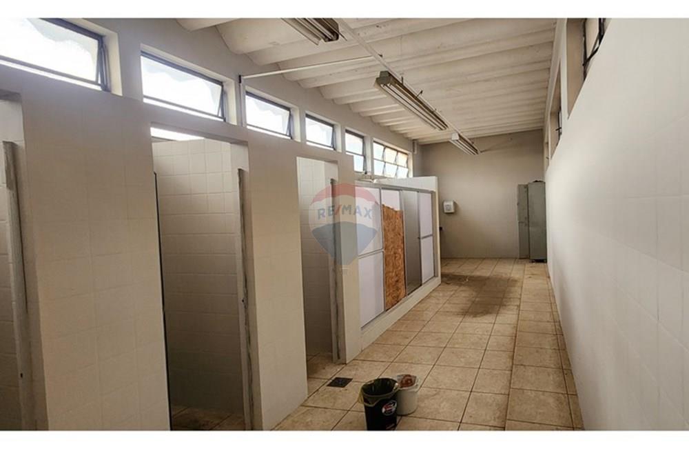 Galpão - Alugar - Valinhos , São Paulo - vest masculino.jpg - 690491079-11