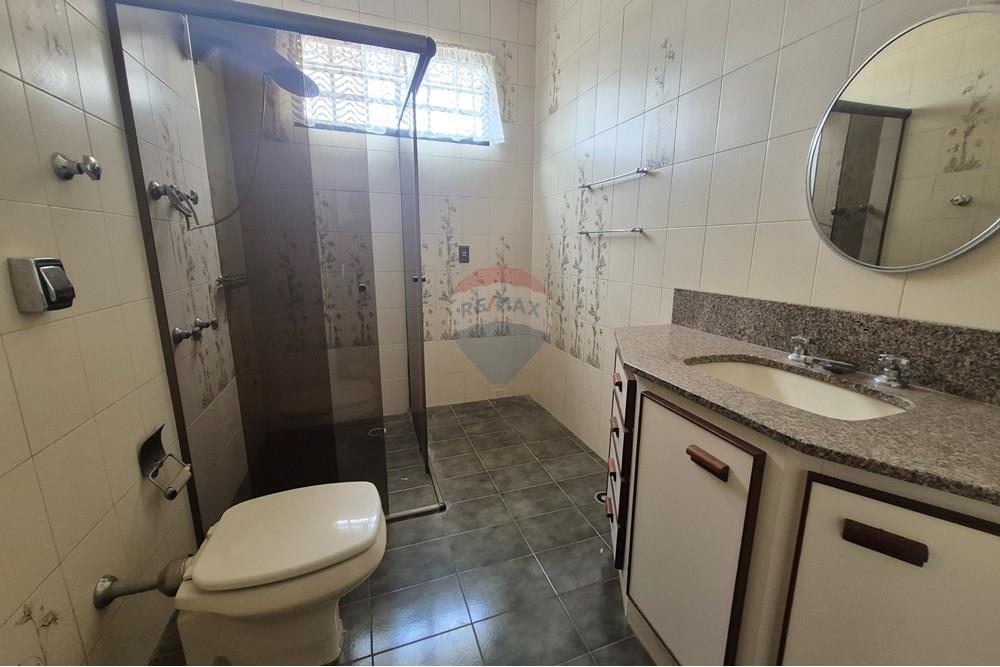 Casa à venda com 5 quartos, 312m² - Foto 42