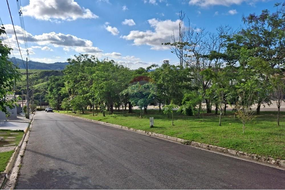 Casa de Condomínio - Alugar - Bragança Paulista , São Paulo - WhatsApp Image 2025-11-07 at 16.47.00 (2).jpeg - 690141093-24