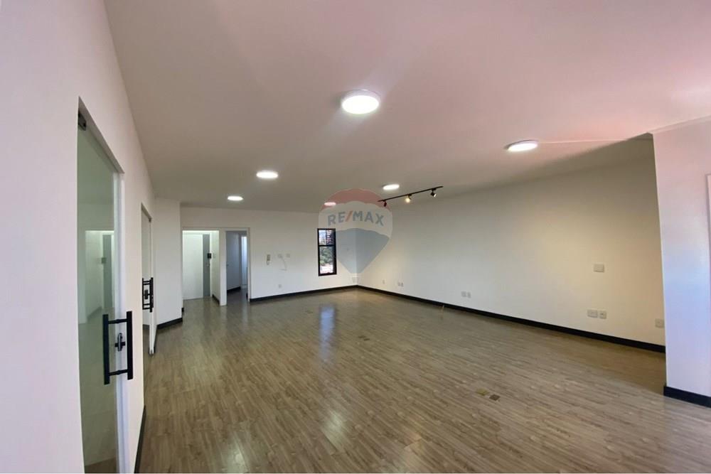 Cj. Comercial/ Sala - Alugar - Valinhos , São Paulo - WhatsApp Image 2026-01-08 at 22.52.21 (2).jpeg - 691181010-16