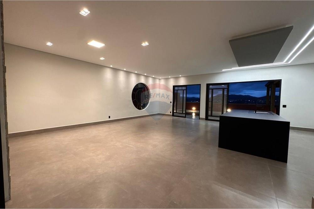 Casa - Venda - Bragança Paulista , São Paulo - photo_2_2026-02-16_15-31-10.jpg - 690041018-333