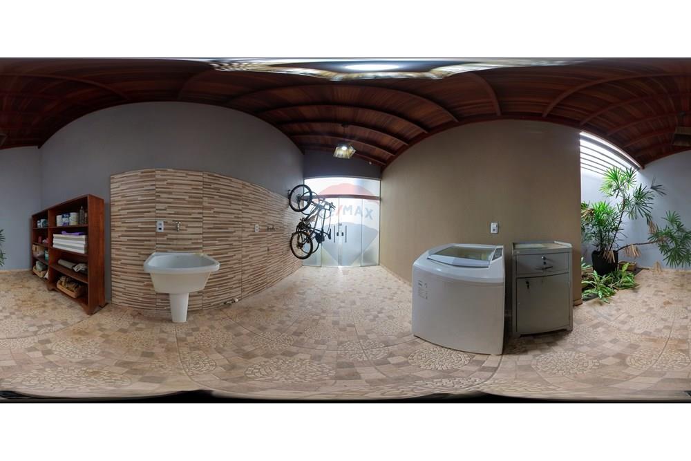 Casa - Venda - Pirassununga , São Paulo - IMG_20260319_085150_00_003_PureShot(1).jpg - 690481046-10