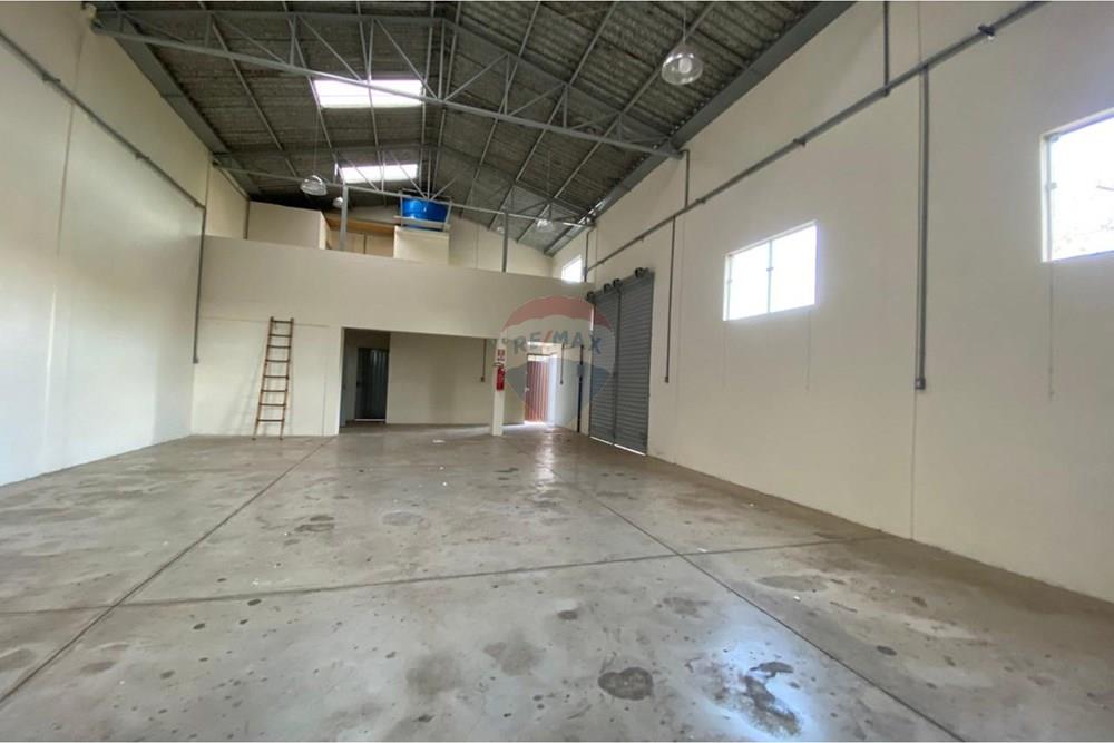 Galpão - Alugar - Bragança Paulista , São Paulo - WhatsApp Image 2026-02-04 at 20.16.05 (3).jpeg - 690041107-36