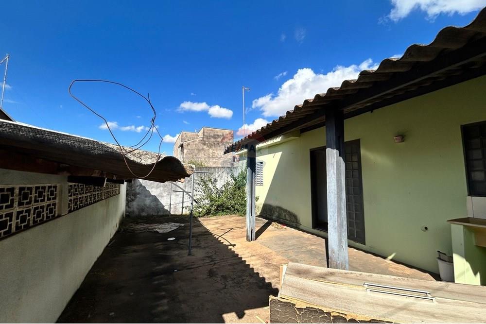 Casa - Venda - Paulínia , São Paulo - 4fea7281-05e2-49a5-a06e-c836f3132943.jpg - 690511140-56