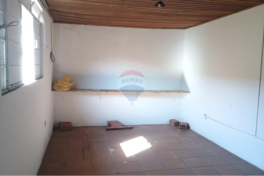 Casa à venda com 5 quartos, 268m² - Foto 19