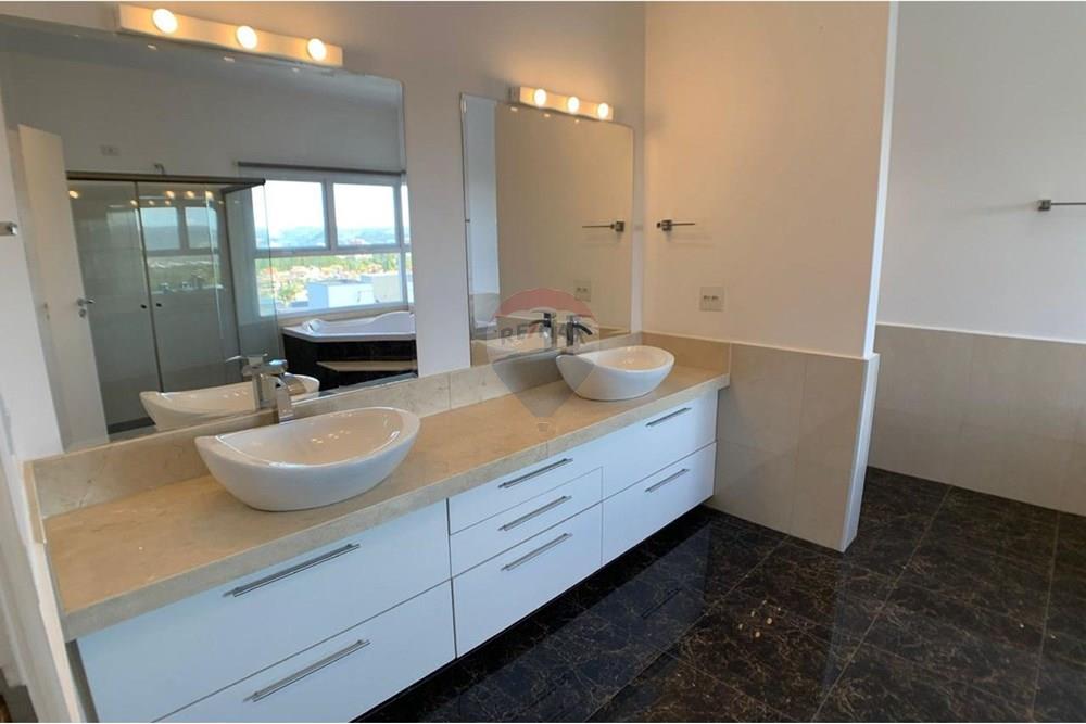 Casa de Condomínio - Alugar - Valinhos , São Paulo - WhatsApp Image 2025-11-21 at 14.43.46.jpeg - 691181004-103