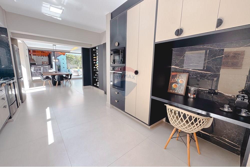 Casa de Condomínio - Venda - Barueri , São Paulo - Alameda Rússia-100.jpg - 691141025-37