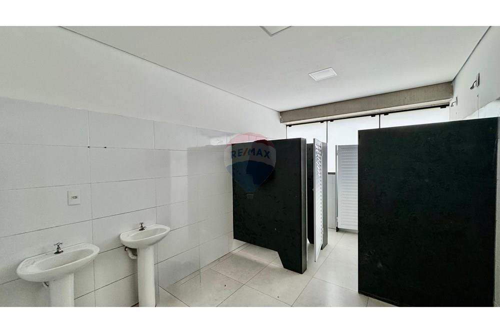 Galpão - Alugar - Santa Bárbara d'Oeste , São Paulo - WhatsApp Image 2026-03-09 at 20.54.34 (2).jpeg - Banheiro - 690231086-90