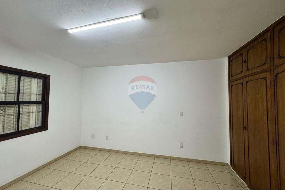 Casa Comercial - Alugar - Bragança Paulista , São Paulo - WhatsApp Image 2025-03-24 at 10.37.33 (3).jpeg - 690041127-26