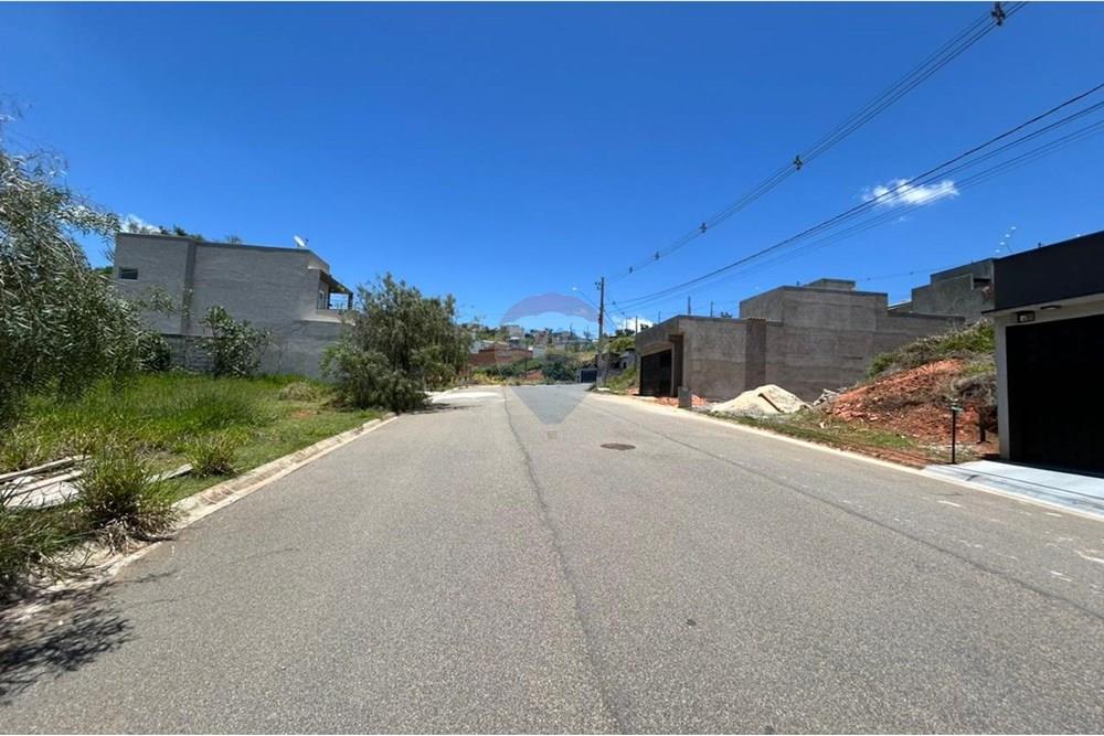 Terreno - Venda - Bragança Paulista , São Paulo - c4e8f4b6-9a8f-4b13-9778-48e27485e07e.jpeg - 690041085-81