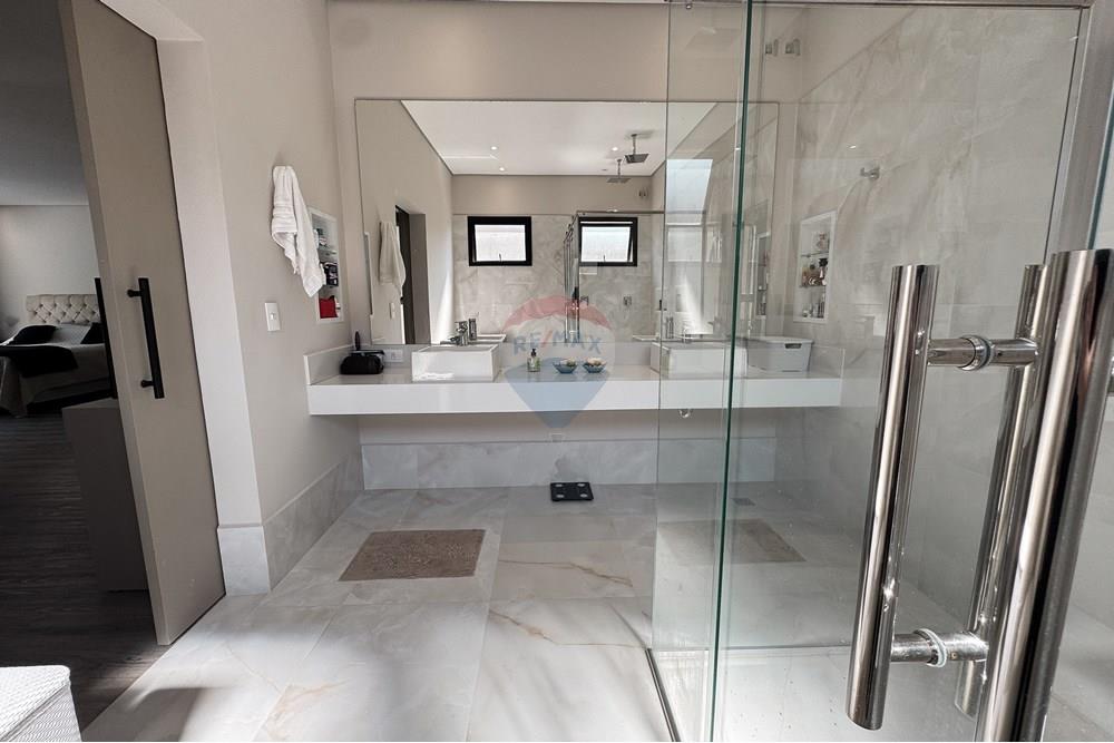 Casa de Condomínio - Venda - Barueri , São Paulo - Alameda Rússia-67.jpg - Banheiro - 691141025-37