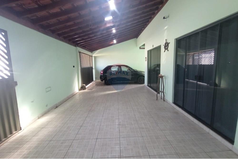 Casa à venda com 4 quartos, 199m² - Foto 4