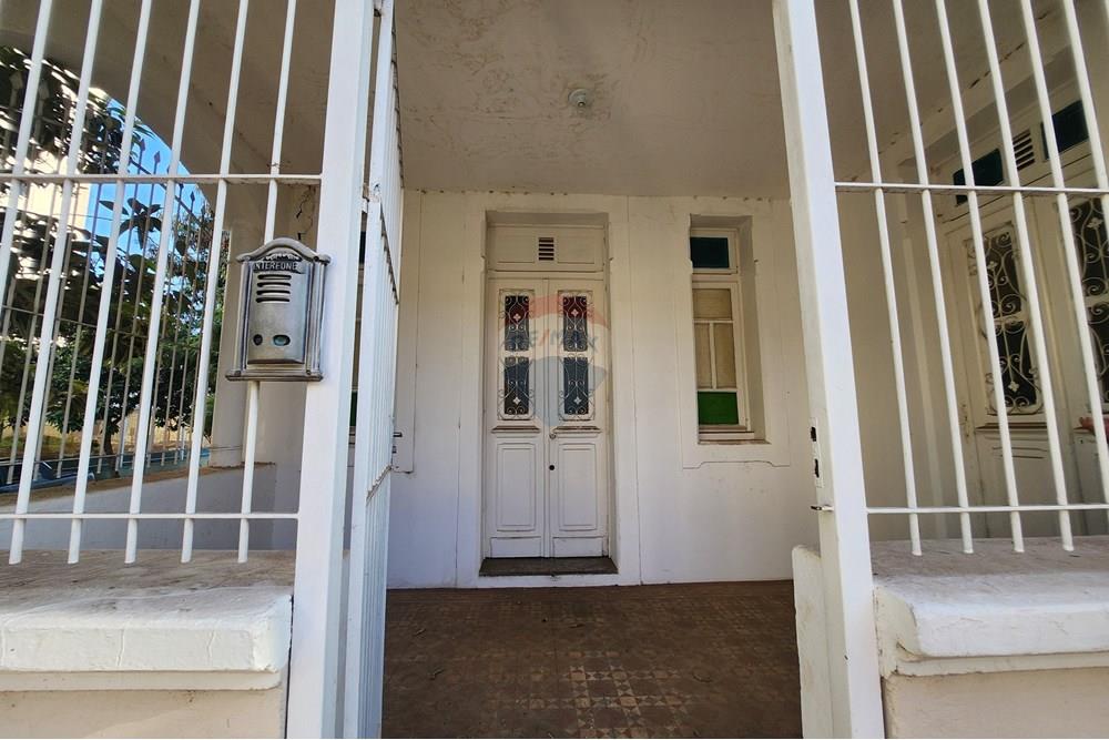 Prédio Inteiro para alugar com 3 quartos, 146m² - Foto 8