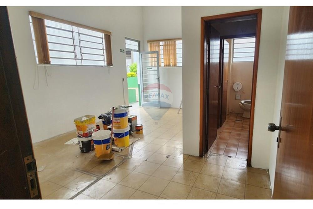 Galpão - Alugar - Valinhos , São Paulo - sala recepção.jpg - 690491079-11