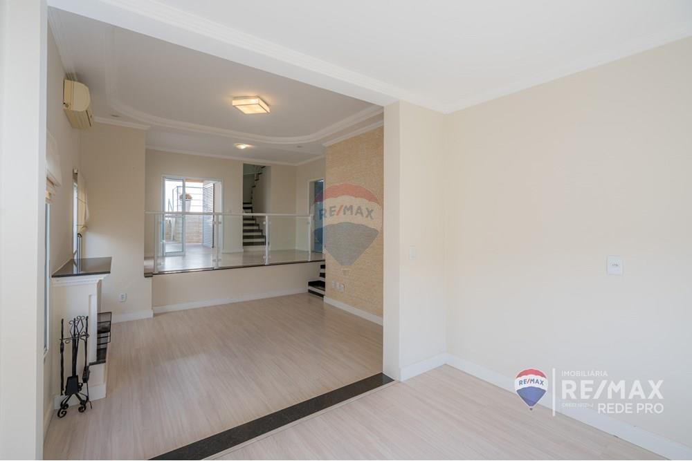 Sobrado - Alugar - Vinhedo , São Paulo - EDI09119EDIVO FURTADO SILVA - RG98002306922 SSPCE - REMAX REDE PRO - 690541189-101 - PATURIS - ADRIANA X LUIZ .jpg - 690541189-101