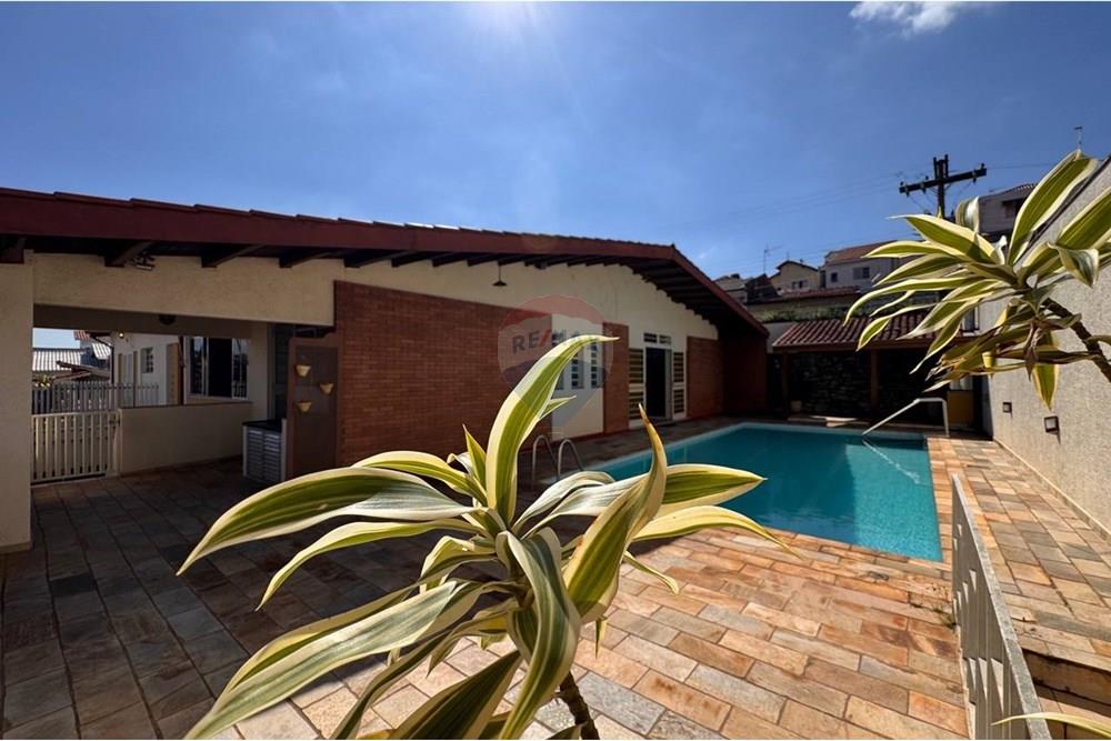 Casa - Venda - Bragança Paulista , São Paulo - photo_4943258572171620164_y.jpg - 690041052-91