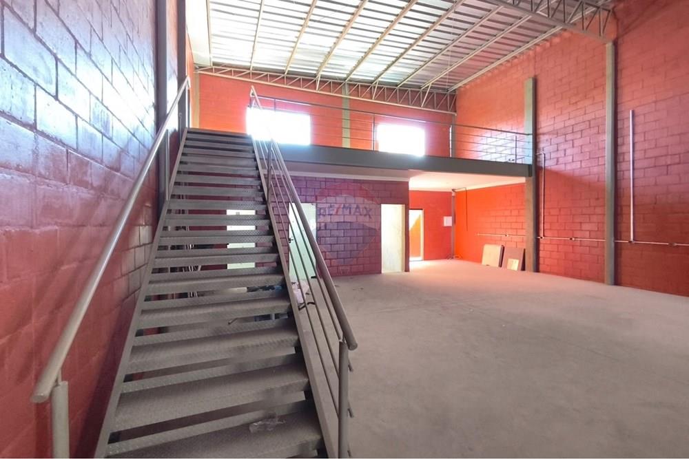 Galpão - Alugar - Paulínia , São Paulo - Escada Mezanino Fundo 1.jpeg - 690511246-27