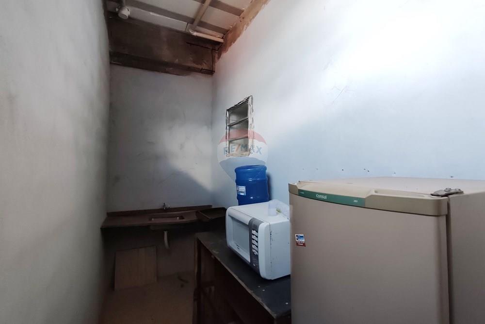 Ponto Comercial - Alugar - Bragança Paulista , São Paulo - SALÃO COM AGUAS CLARAS 14.jpg - 690041049-82