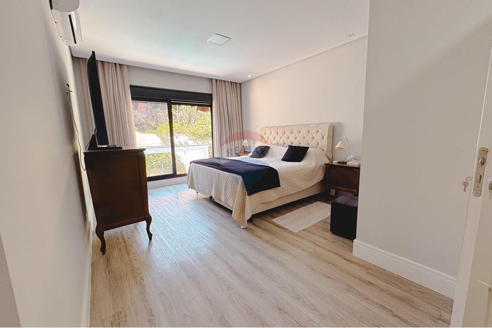 Casa de Condomínio - Venda - Barueri , São Paulo - Alameda Rússia-57.jpg - 691141025-37