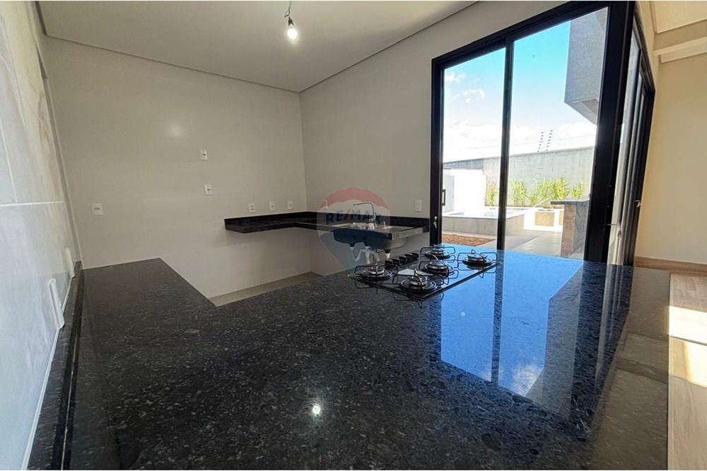 Casa de Condomínio - Venda - Itupeva , São Paulo - WhatsApp Image 2025-06-12 at 15.37.05 (6).jpeg - Cozinha - 690801050-6