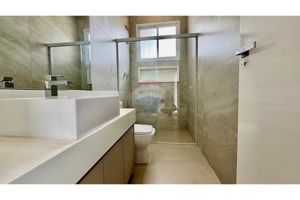 Casa de Condomínio - Alugar - Santa Bárbara d'Oeste , São Paulo - WhatsApp Image 2025-11-17 at 20.03.28.jpeg - Banheiro - 690231086-51