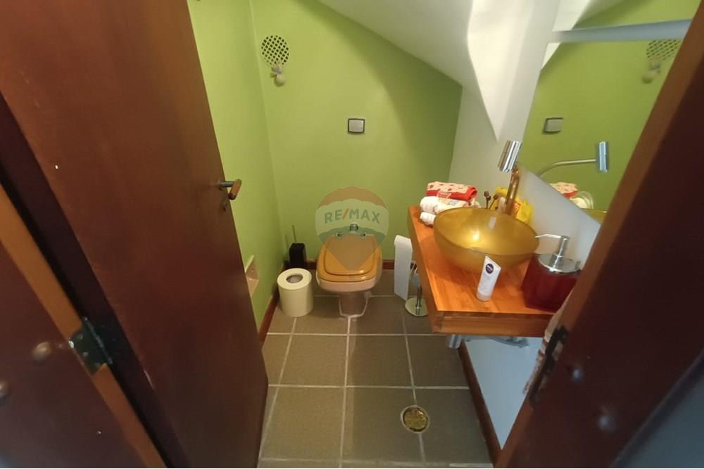 Casa de Condomínio - Venda - Bertioga , São Paulo - lavabo térreo c.jpg - 690341032-39
