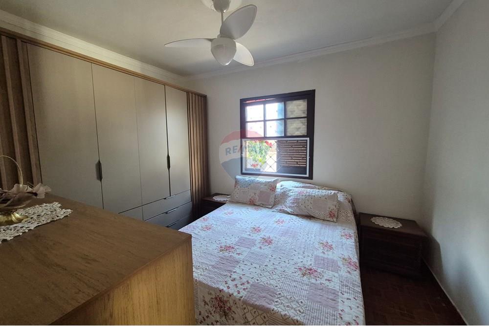 Casa à venda com 5 quartos, 183m² - Foto 13