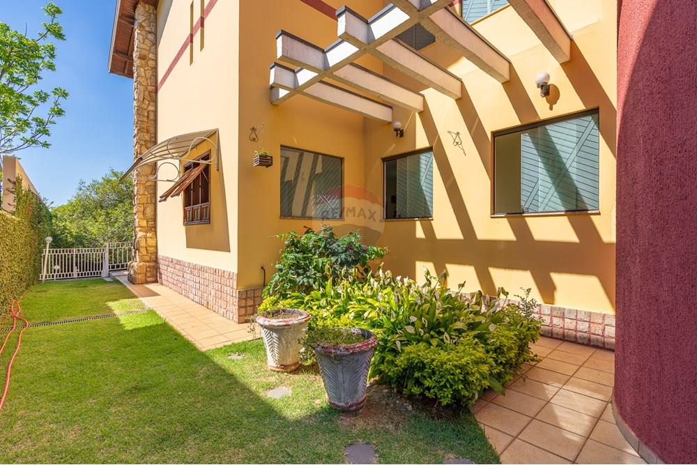 Casa de Condomínio - Venda - Vinhedo , São Paulo - 37 lateral.jpg - 690941021-37