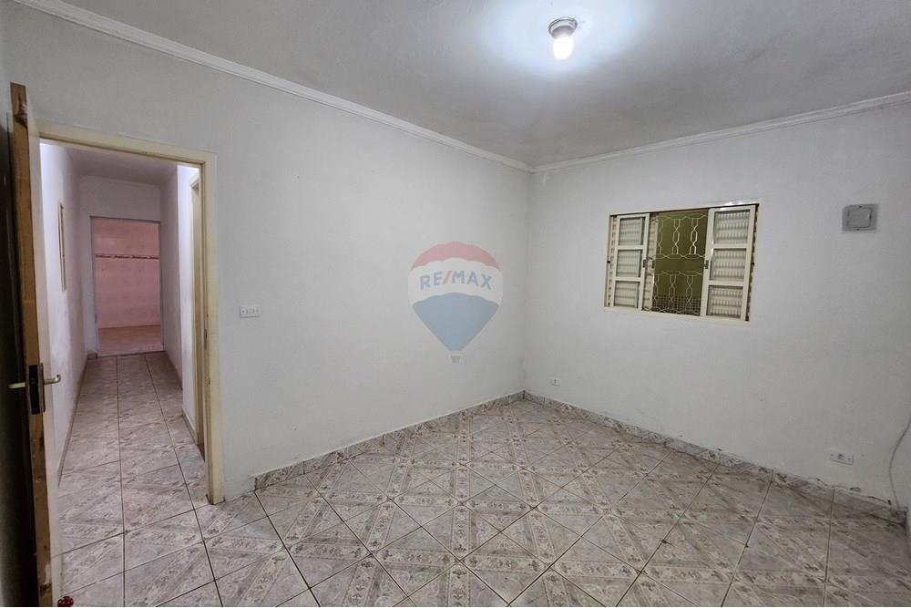 Casa à venda com 5 quartos, 256m² - Foto 42