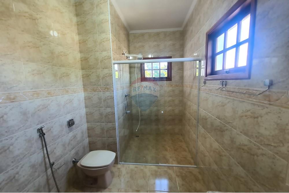 Casa para alugar com 3 quartos, 343m² - Foto 77