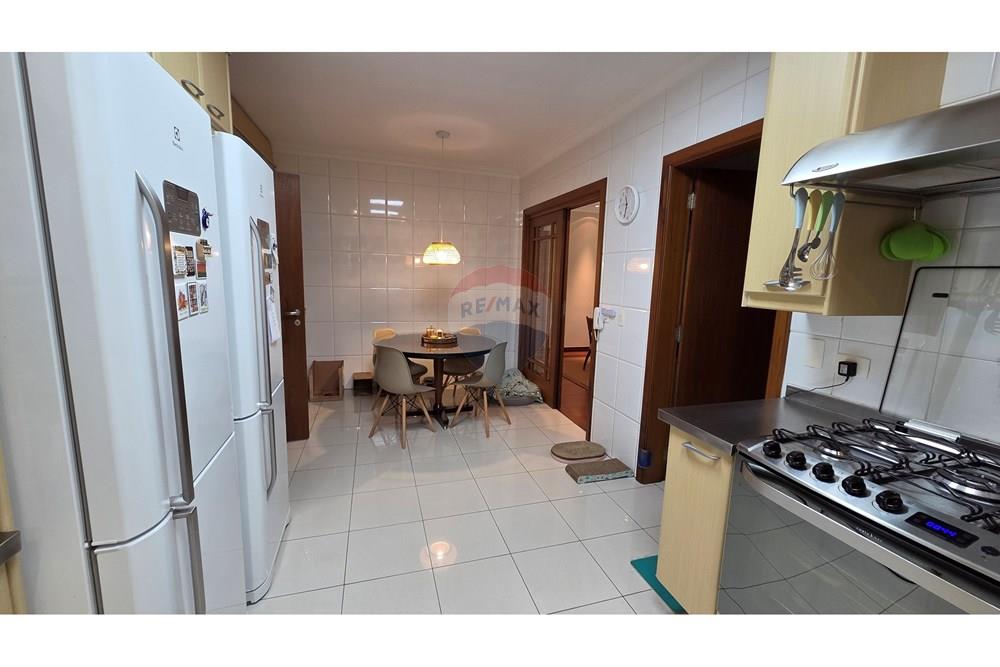 Casa de Condomínio - Venda - Barueri , São Paulo - 20251219_113310.jpg - 690951041-39