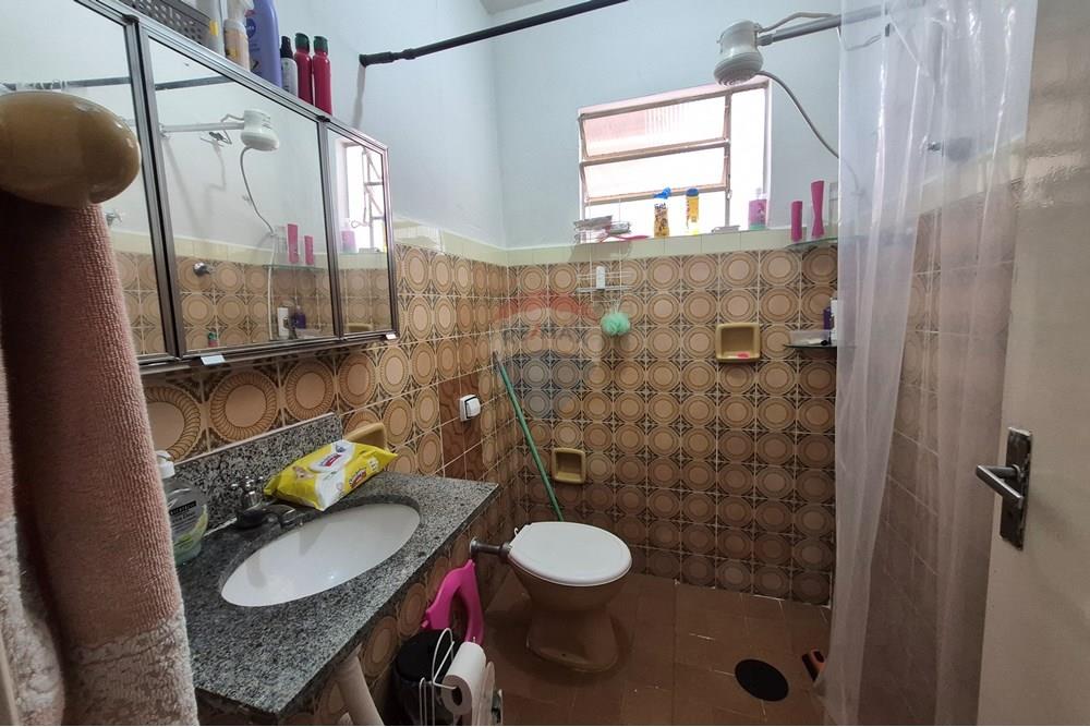 Casa à venda com 5 quartos, 183m² - Foto 32