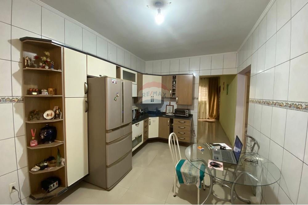 Casa - Venda - Bragança Paulista , São Paulo - 1d323081-898a-43ca-91ed-00a379e590d6.jpg - 690041163-4