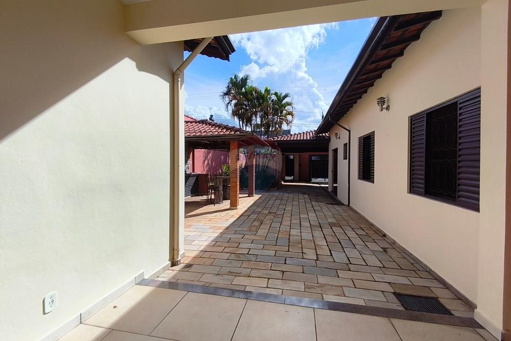 Casa - Venda - Itapira , São Paulo - 1769877530989.jpg - Garagem - 690291094-28