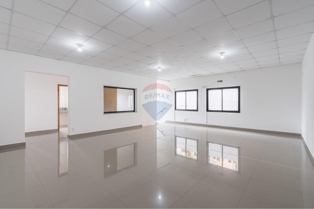 Loja - Alugar - Vinhedo , São Paulo - 0b8c42e3-dadf-45a5-9c6a-9dad042a0039.jpg - 690541143-35