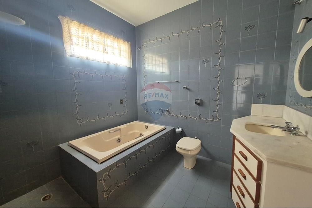Casa à venda com 5 quartos, 312m² - Foto 28