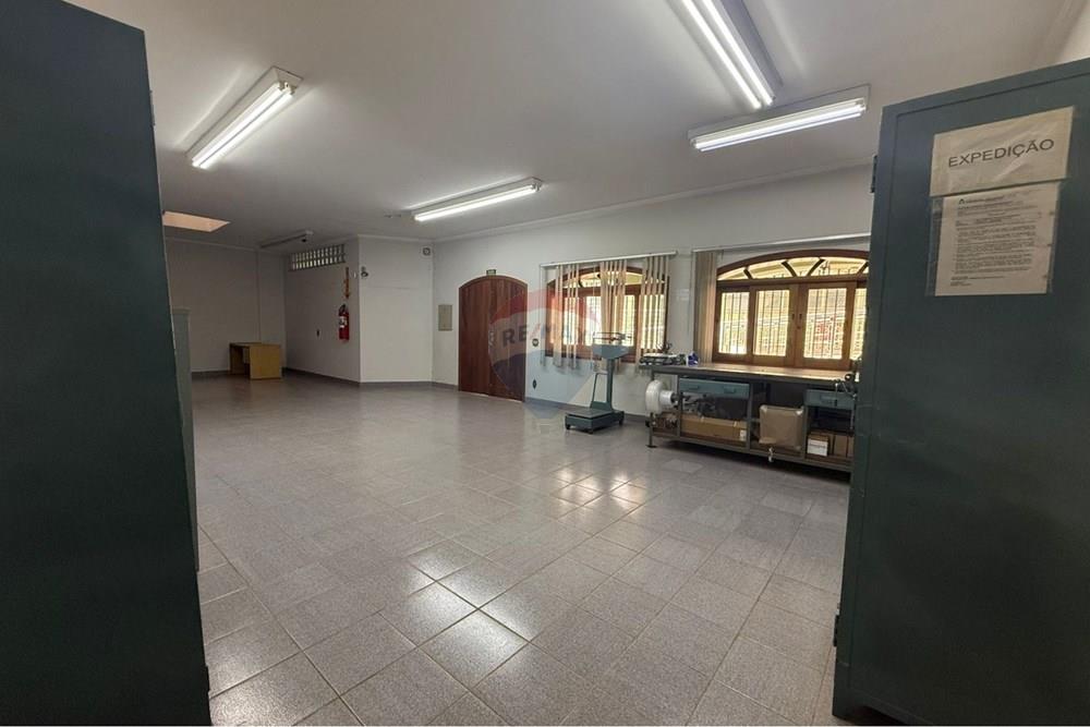 Casa Comercial - Alugar - Bragança Paulista , São Paulo - WhatsApp Image 2026-03-03 at 13.07.38 (2).jpeg - 690041127-159