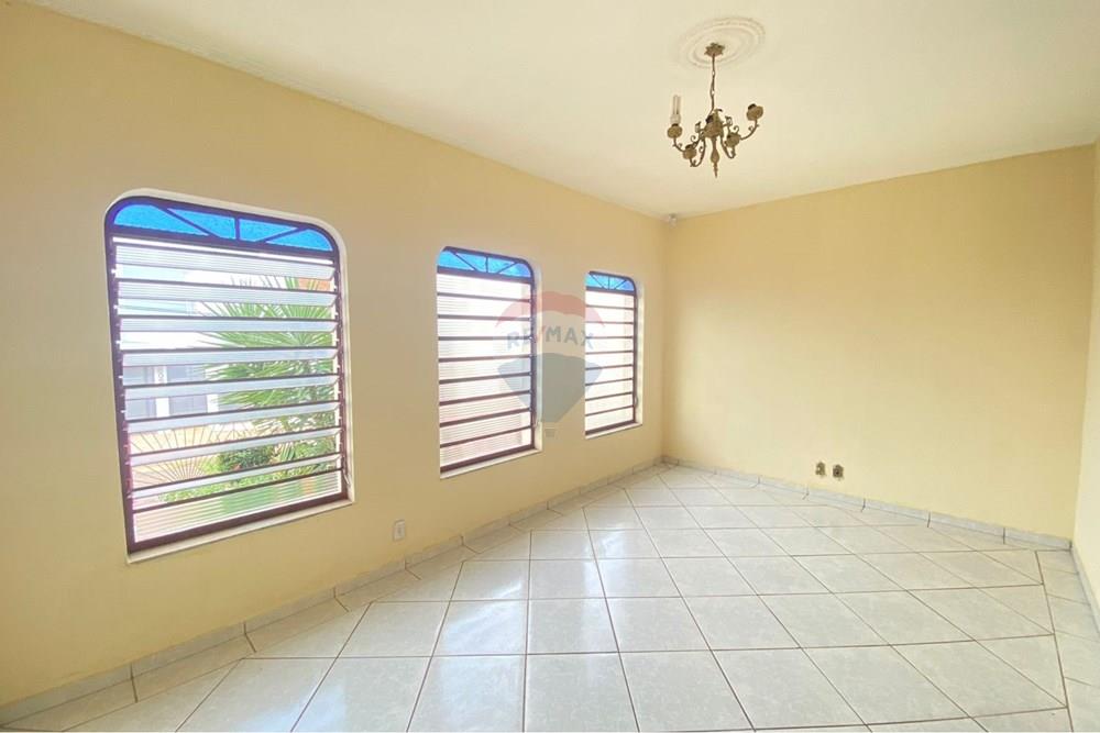 Casa - Alugar - Mogi Guaçu , São Paulo - WhatsApp Image 2026-01-08 at 14.06.00 (3).jpeg - 690281053-108